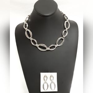 Silver Necklace of Circles w/Matching Earrings